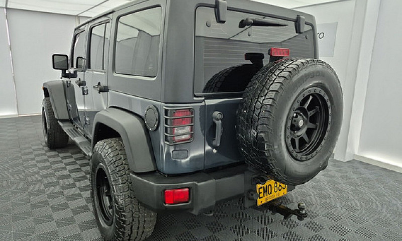 Jeep Wrangler Unlimi...