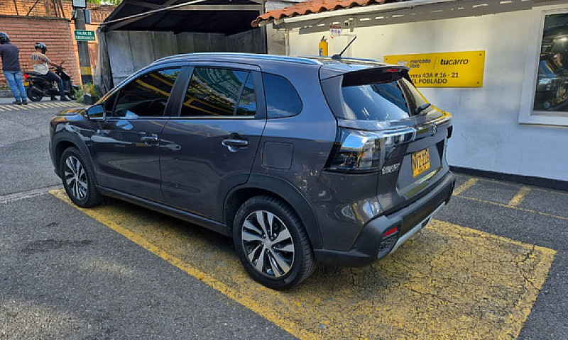 Suzuki S-Cross 1.4 T...