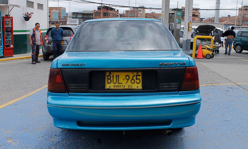 Chevrolet Swift 1.3...