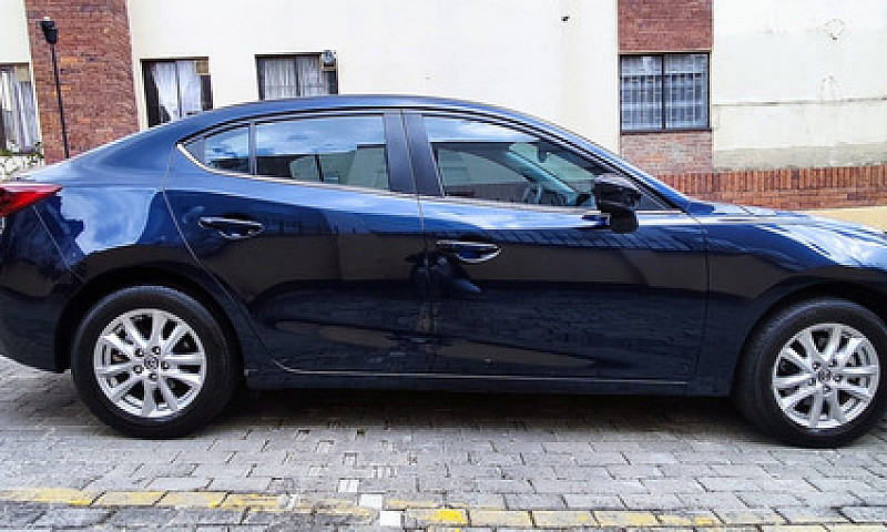 Mazda 3 2.0 Touring ...
