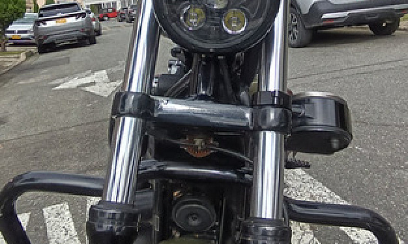 Harley Davidson Spor...