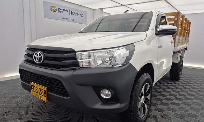 Toyota Hilux 2.7L Es...