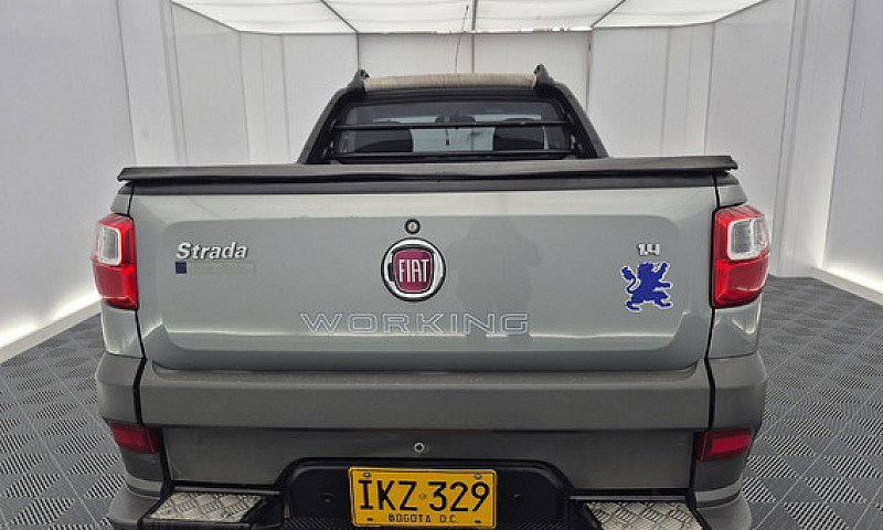 Fiat Strada 1.4 Work...