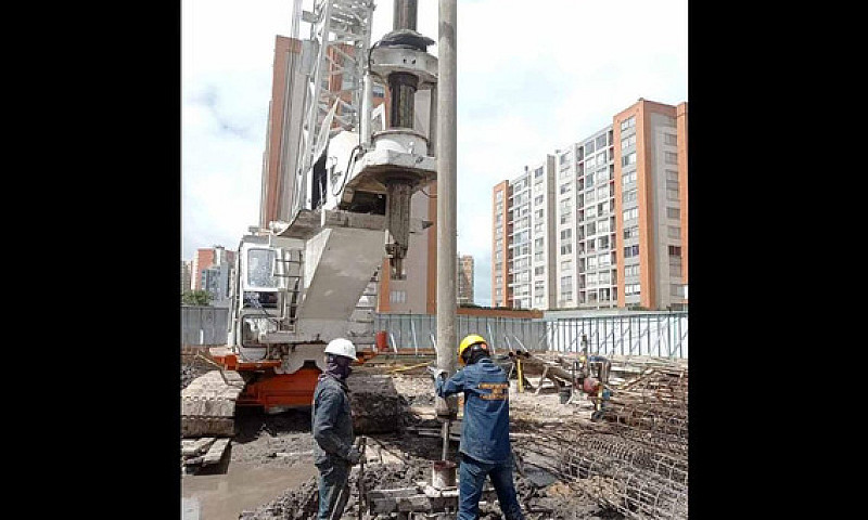 Maquina Piloteadora ...