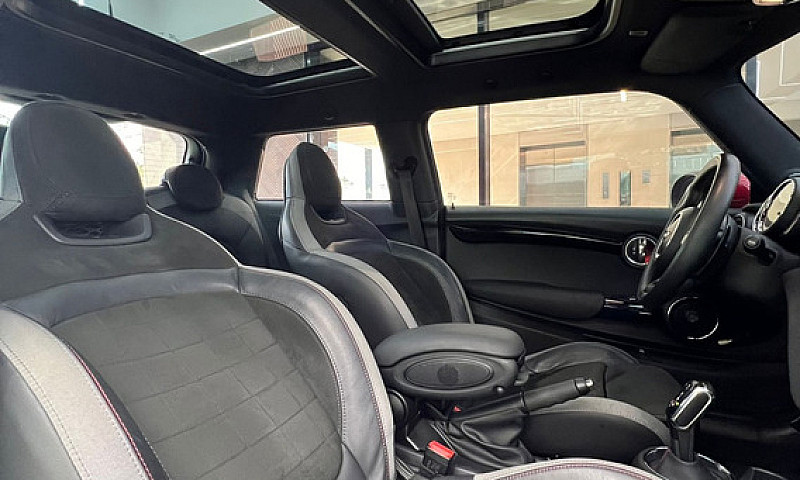 Mini John Cooper Wor...