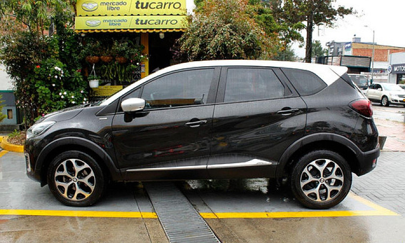 Renault Captur 2.0 B...