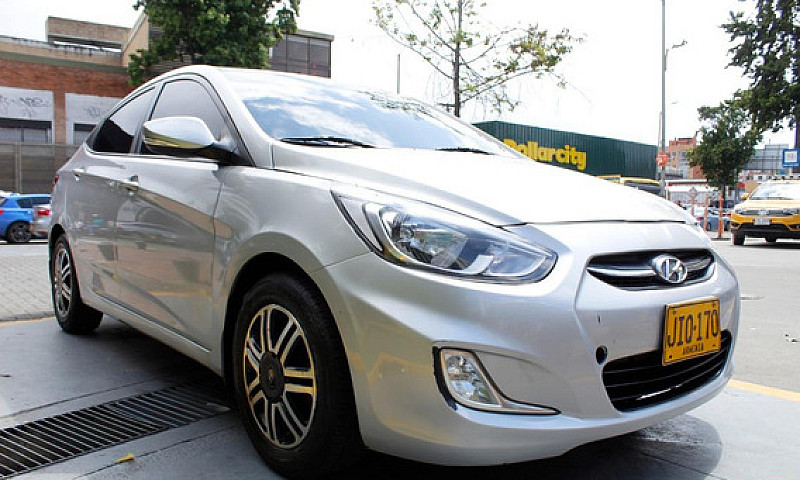 Hyundai Accent 1.6 I...