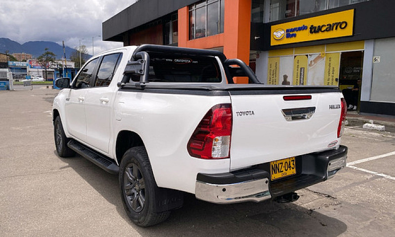 Toyota Hilux 2.7 Gas...