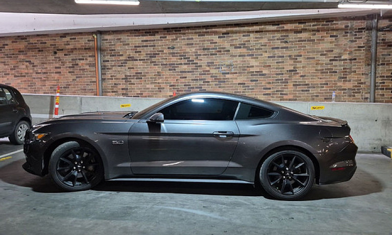 Ford Mustang 5.0 Gt ...