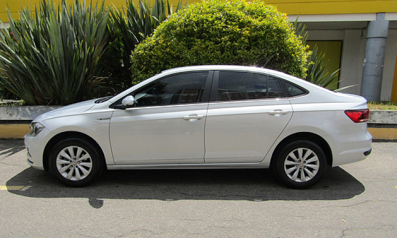 Volkswagen Virtus 1....