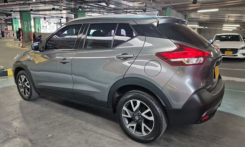 Nissan Kicks 1.6 Sen...