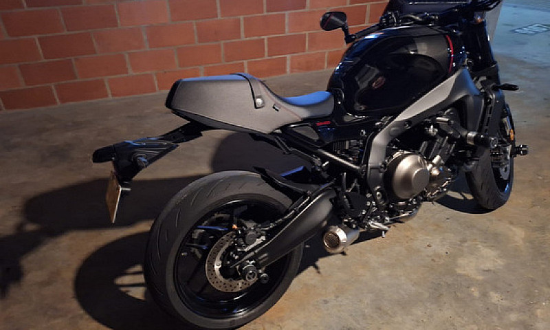 Yamaha Xsr Modelo 20...