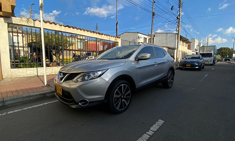 Nissan Qashqai 2.0 E...