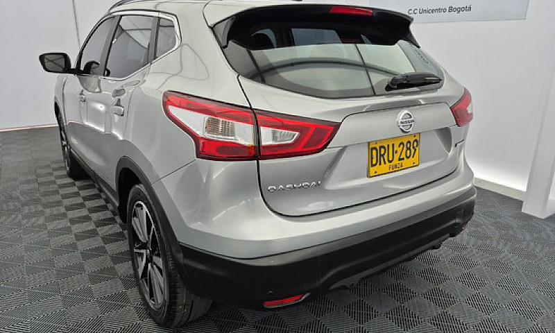 Nissan Qashqai 2.0 E...