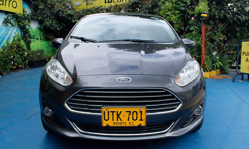 Ford Fiesta 1.6 Tita...