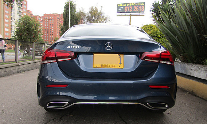 Mercedes-Benz Clase ...