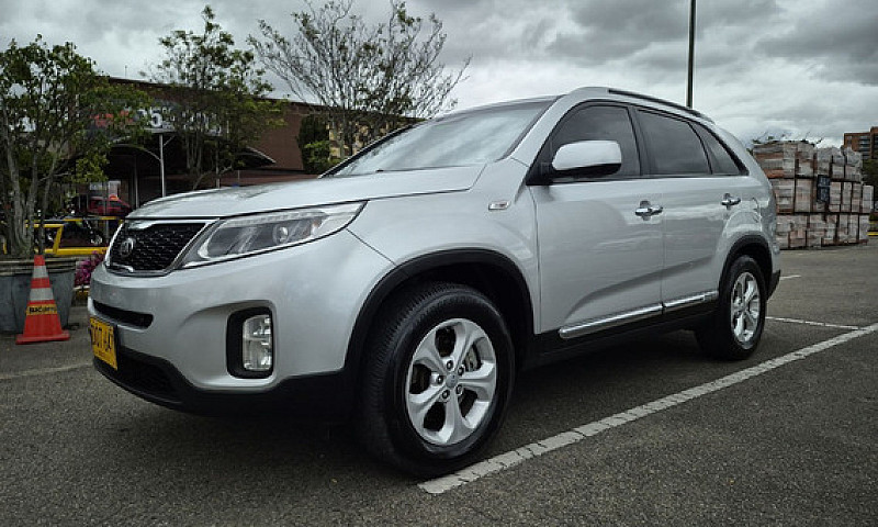 Kia Sorento 2.4 Radi...