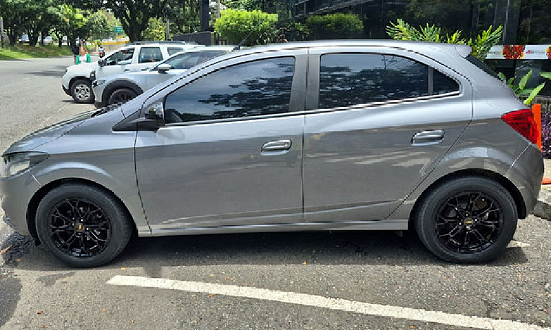 Chevrolet Joy 1.4 Lt...