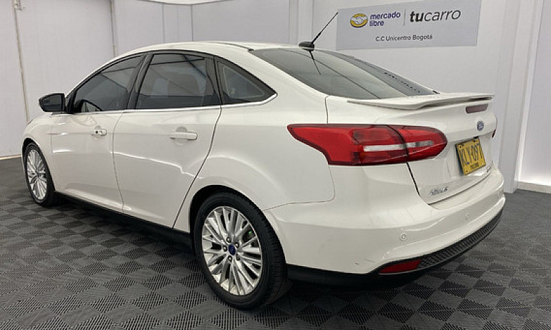 Ford Focus 2.0 Titan...