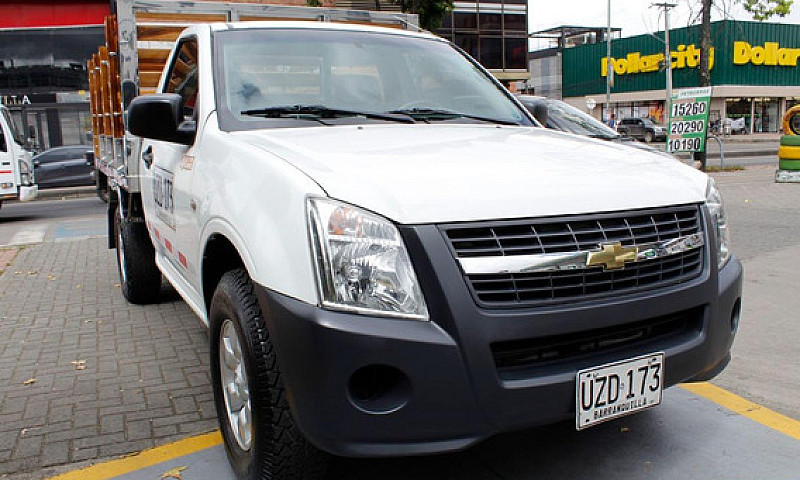 Chevrolet D-Max Esta...