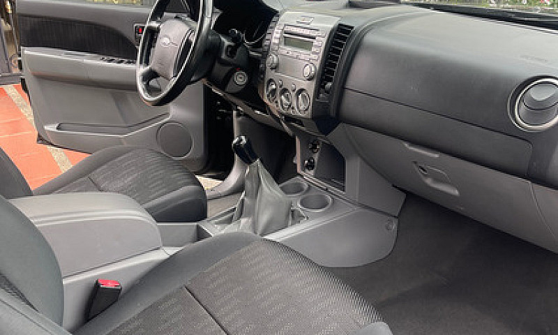 Ford Ranger 2.600 Cc...