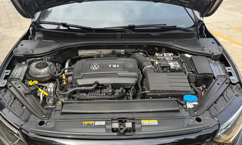Volkswagen Jetta Gli...