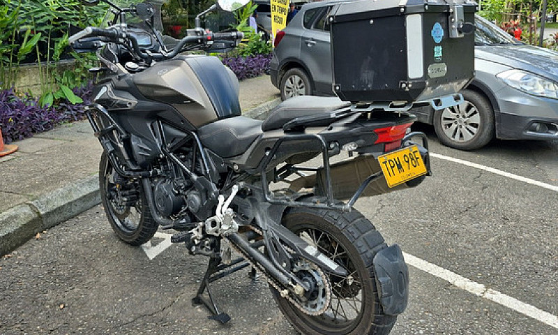 Benelli Trk 502X 202...