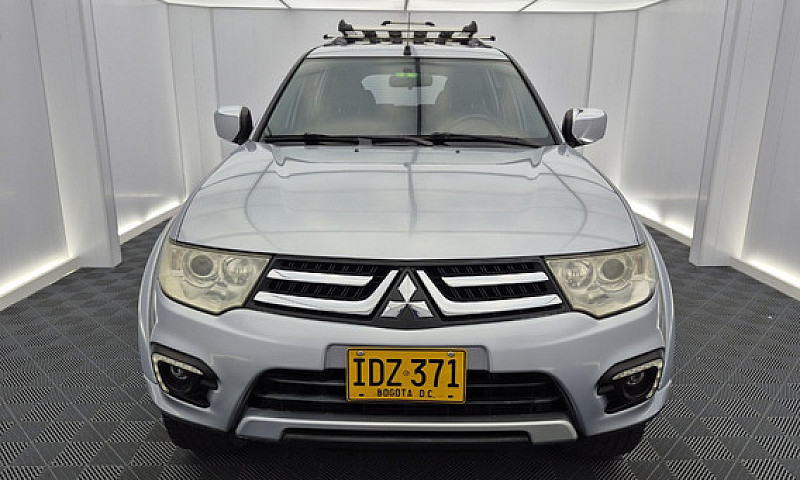 Mitsubishi Nativa 2....