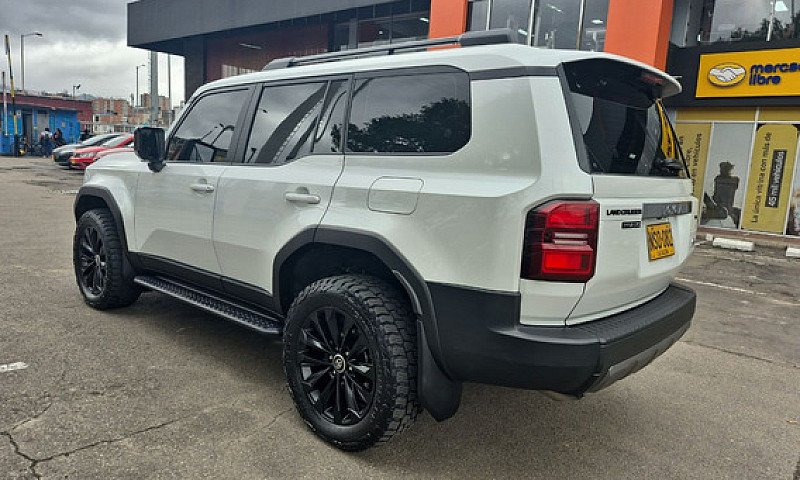Toyota Land Cruiser ...