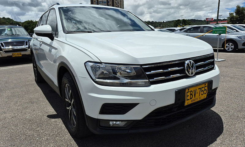 Volkswagen Tiguan Al...