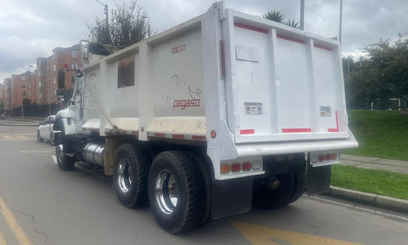 International 7600 S...