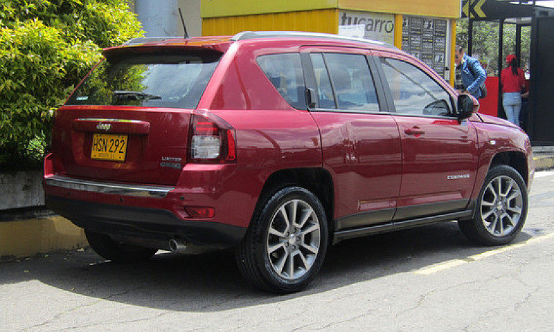Jeep Compass 2.4 Lim...