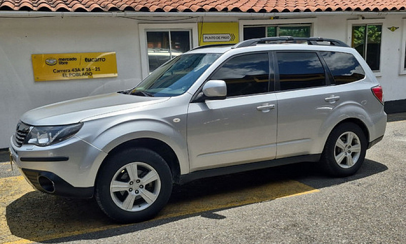Subaru Forester 2.0 ...