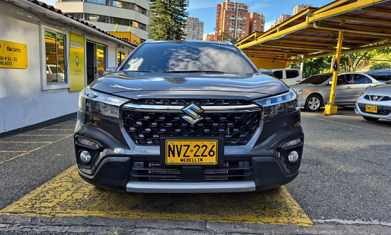 Suzuki S-Cross 1.4 T...
