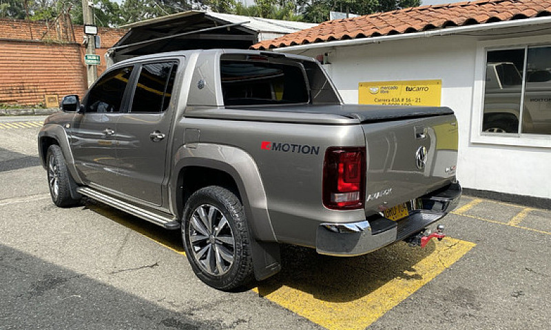 Volkswagen Amarok 3....
