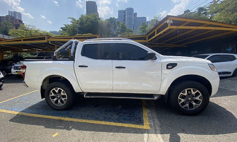 Renault Alaskan 2.5 ...