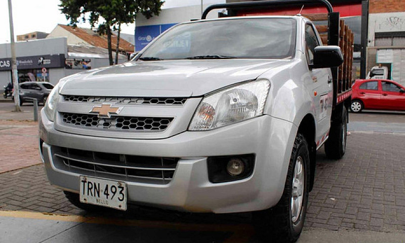 Chevrolet D-Max Esta...