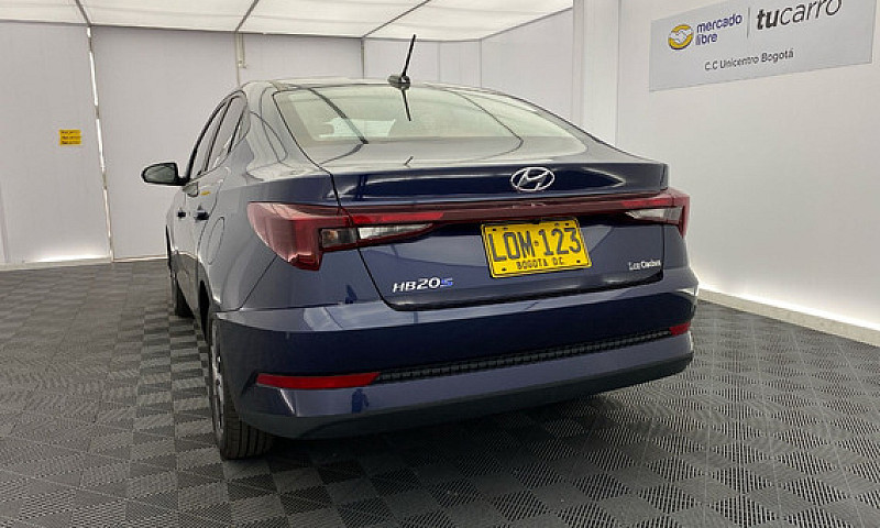 Hyundai Accent ...