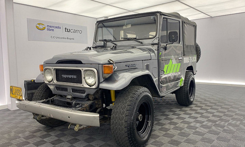 Toyota Land Cruiser ...