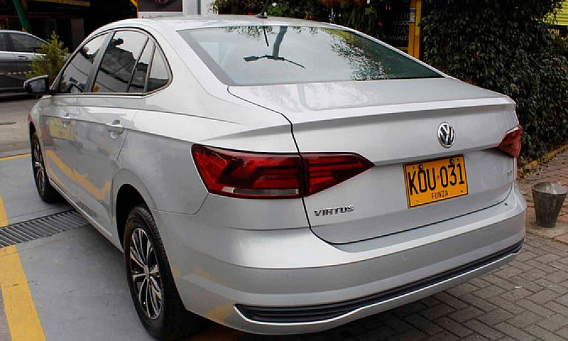Volkswagen Virtus 1....