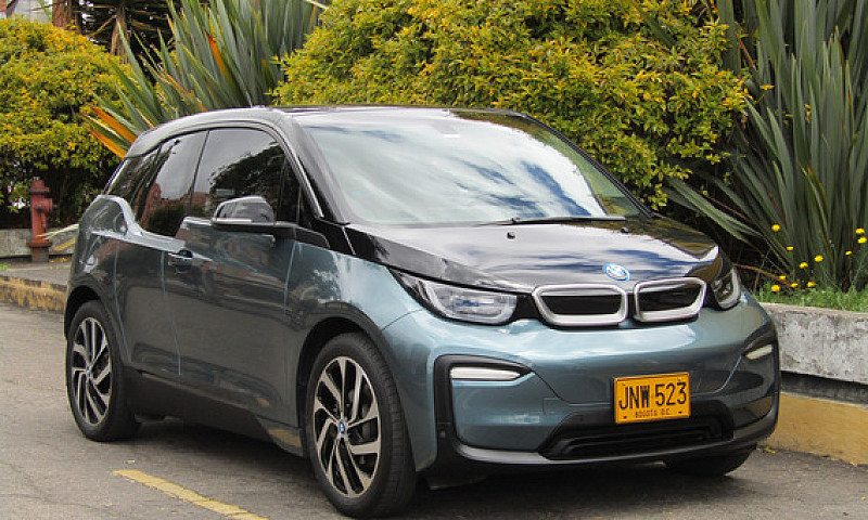 Bmw I3 Atelier...