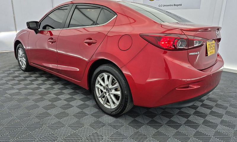 Mazda 3 2.0 Touring ...