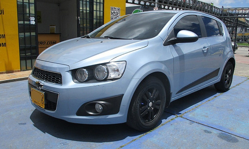Chevrolet Sonic Lt  ...