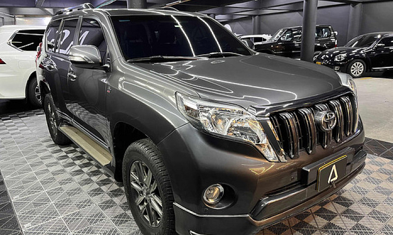 Toyota Prado 3.0 Tx-...