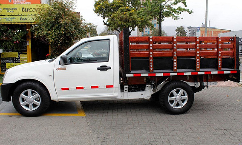 Chevrolet D-Max Esta...