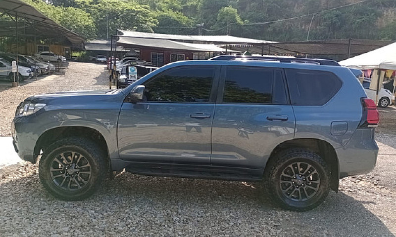 Toyota Prado 4.0 Tx-...