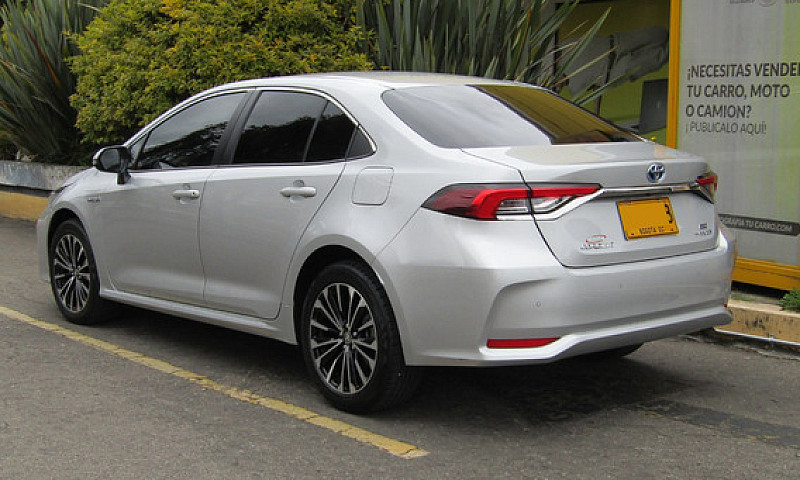 Toyota Corolla 1.8 H...