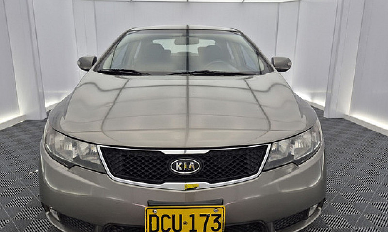 Kia Cerato 1.6 At 20...