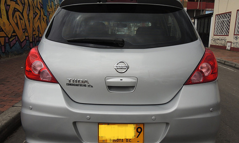 Nissan Tiida 1.8 Pre...