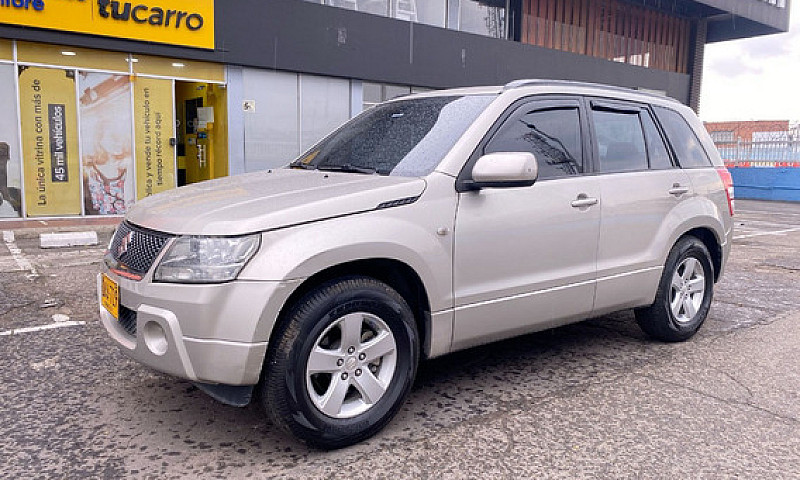 Suzuki Grand Vitara ...